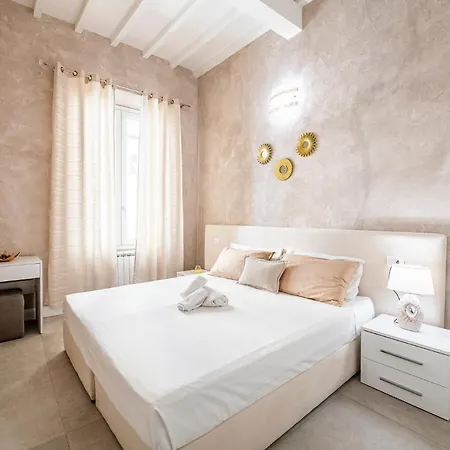 5 Minuti - Duomo Tripla Suite Luxury-3